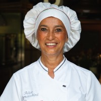 Alice Cornacchini - Mediterranean chef at Casa Ombuto