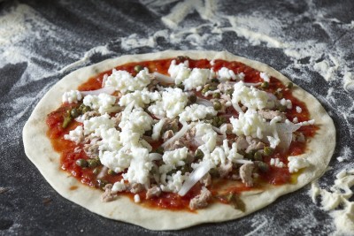 Tuscookany pizza cooking school in Italy