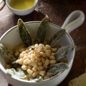 Tuscookany Cooking classes in Italy, sage and beans Italian cookery course at Bellorcia